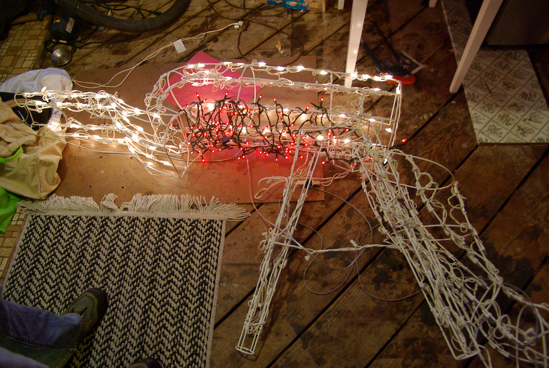 December 07, 2008@16:29<br/>Upon pulling it out of storage, it needs a lot of work.  3 strings are out!