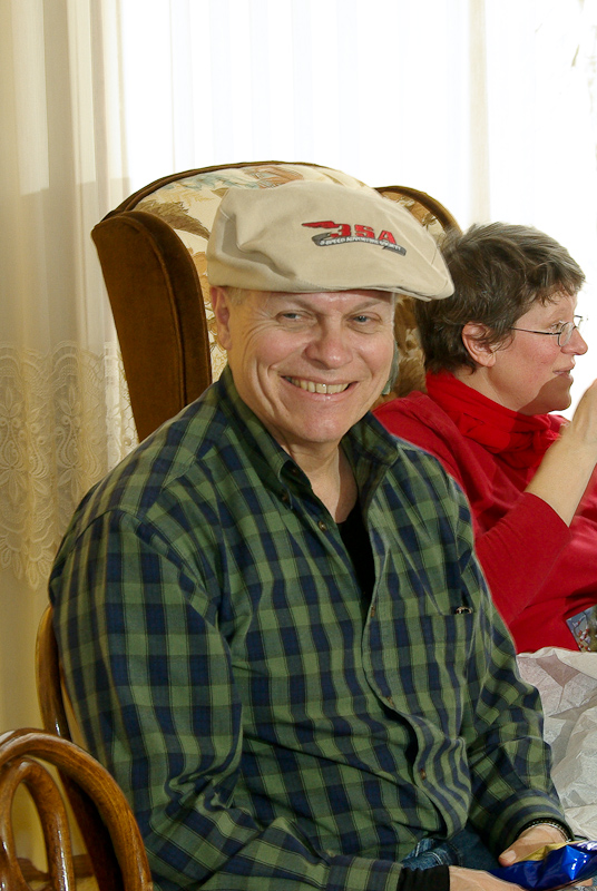 December 20, 2008@15:40<br/>Jim got a snazzy Three-Speed Association riding cap