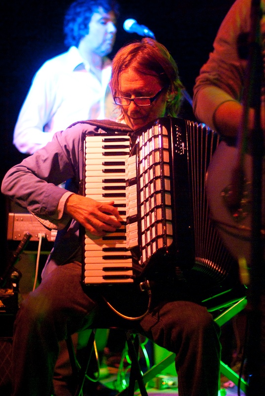 April 23, 2009@23:16<br/>Rockin' the accordian
