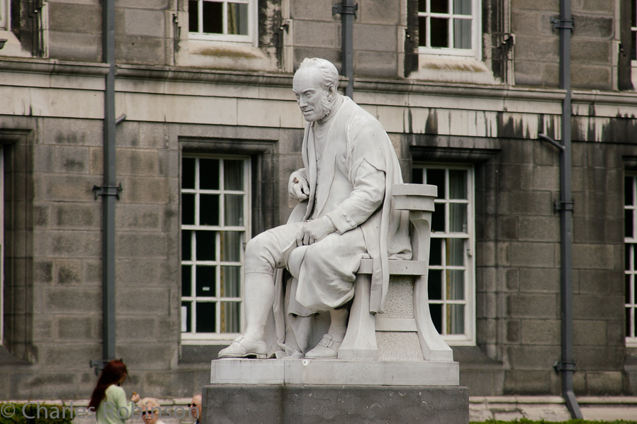This is a statue of former provost George Salmon.<br />June 13, 2005@14:08