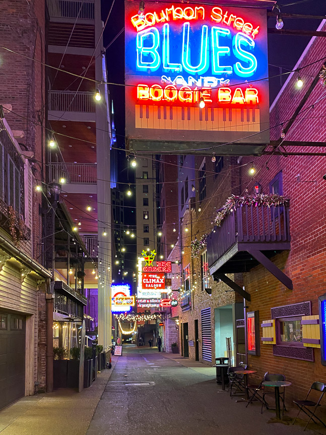Back to Printer's Alley
