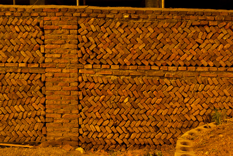 April 30, 2010@22:07<br/>Note that most of the bricks in this wall are not held together with mortar but are just stacked