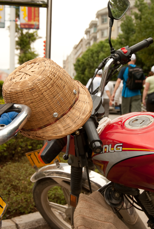 May 01, 2010@10:52<br/>Another example of high-safety motorcycle headgear