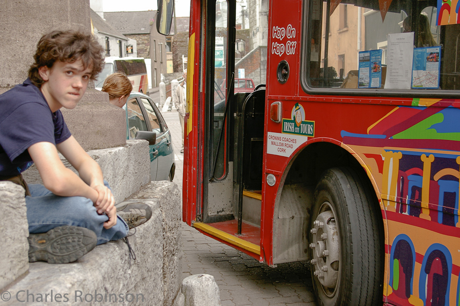 While out front after the tour we watched a driver struggle to bring her double-decker through a VERY small gap!<br />June 17, 2005@13:02