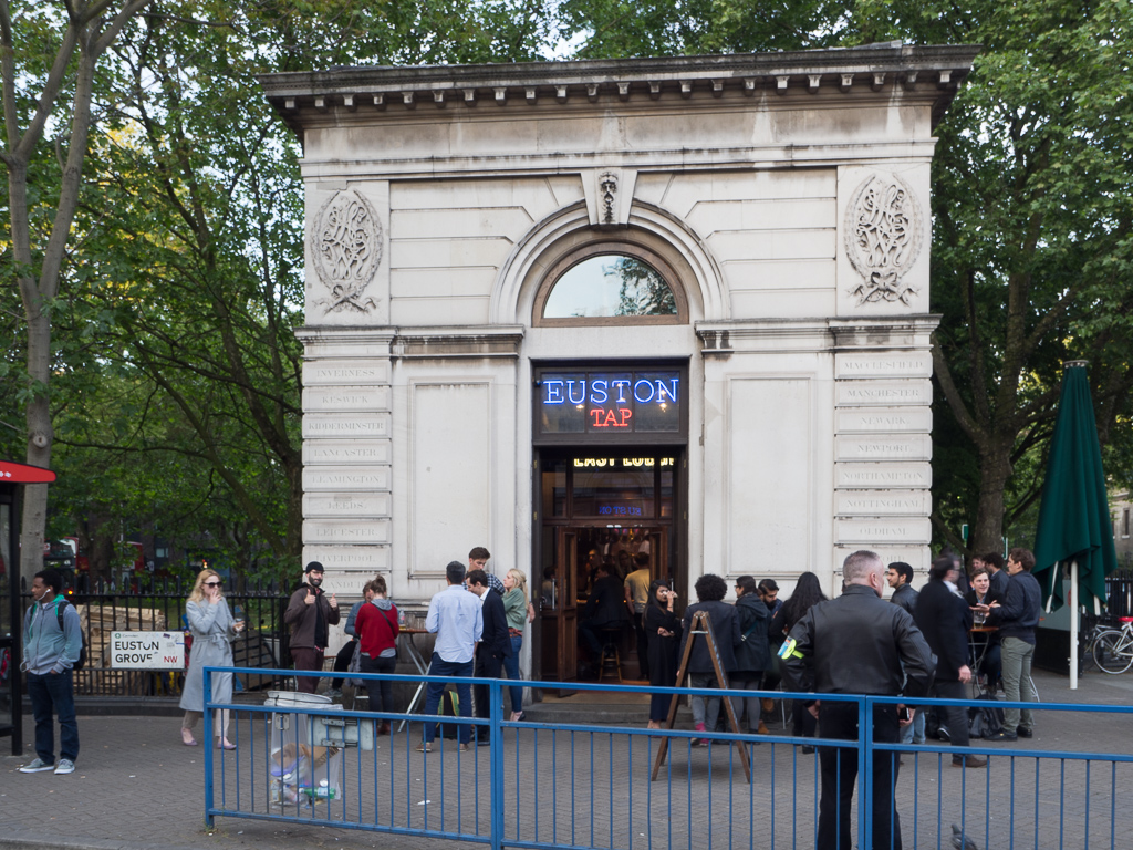 Euston Tap (East)<br />May 10, 2017@19:53