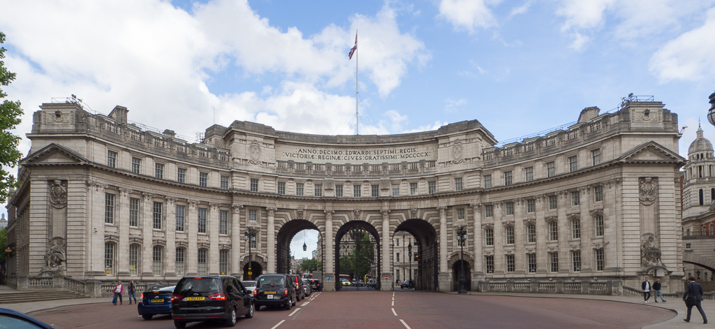 Admiralty Arch<br />May 12, 2017@16:37