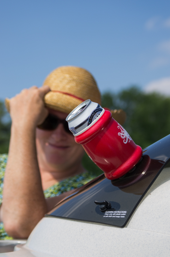 The amazing suction-cup koozie!  Sticks to most any glossy surface.<br />July 11, 2013@15:46