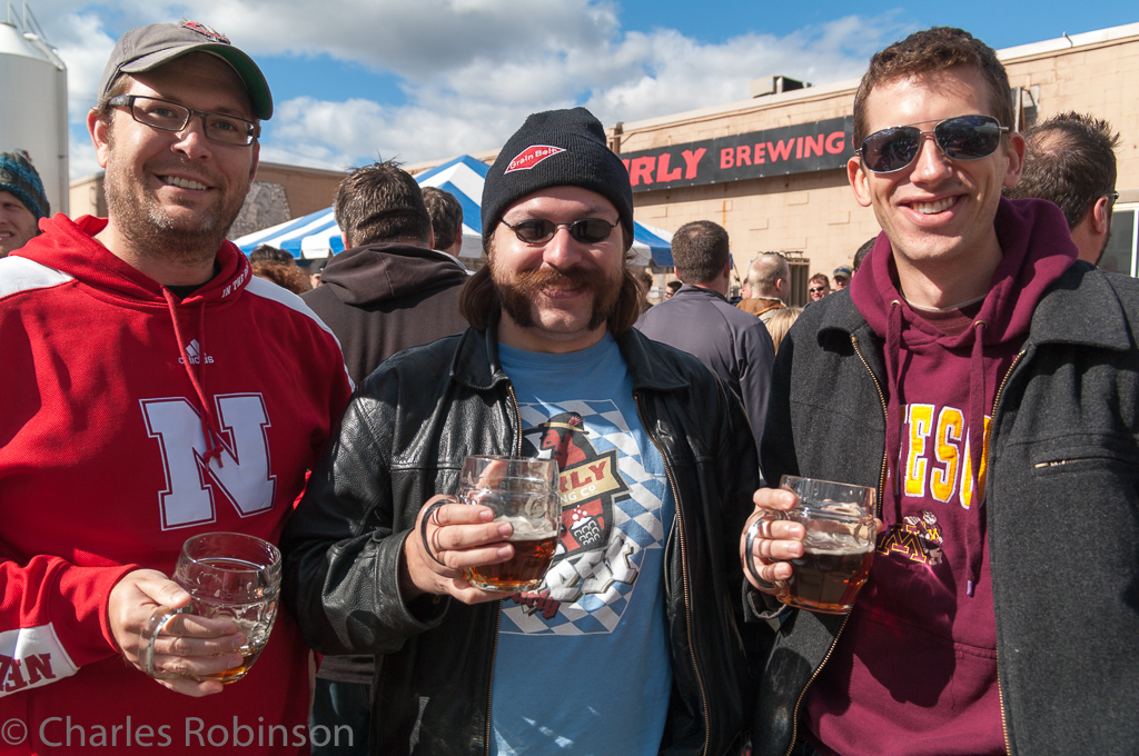 Happy Surly fans!<br />September 22, 2012@15:04