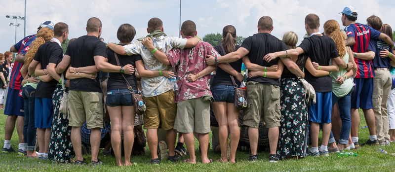 I love the friendship visible here with all of the interlinked arms.<br />August 03, 2014@15:46