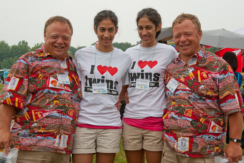 August 08, 2009@15:06<br/>Jim and Jeff Thiel with Shiela and Leiia Bushman