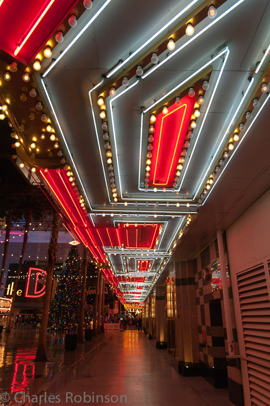 Neon at The Fremont<br />December 13, 2012@20:49