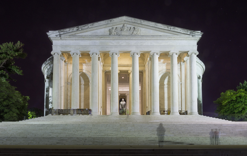 You can't even see the whole busload of tourists coming up the steps on the right-hand side.  Fantastic.<br />September 27, 2014@21:17